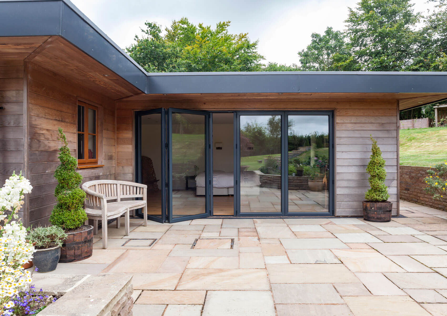 aluminium bi fold doors style southampton